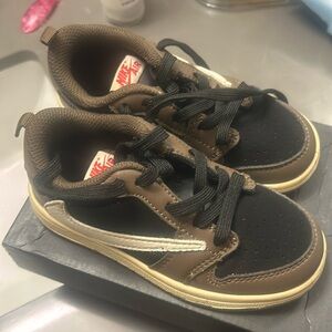Travis Scott Toddlers sneakers